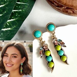 Peapod Earrings Antiqued Gold Rhinestone Vintage Style Vegetable Garden Gift NEW